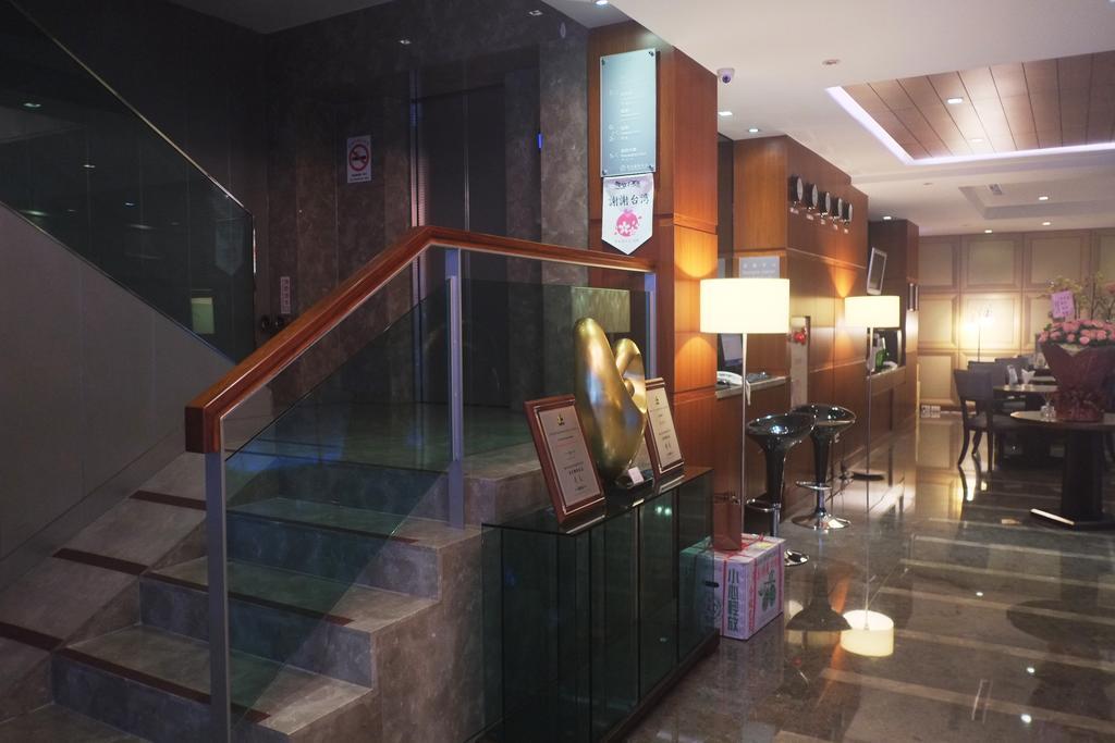 Tokyo International Hotel Taipei Exterior photo